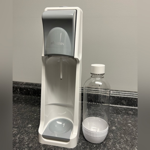 sodastream Kitchen Sodastream Fountain Sparkling Water Maker Poshmark